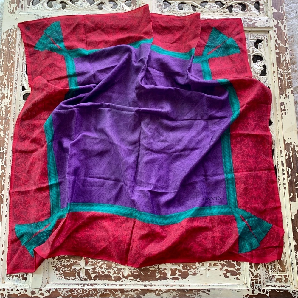 Elegant Red and Purple Scarf
